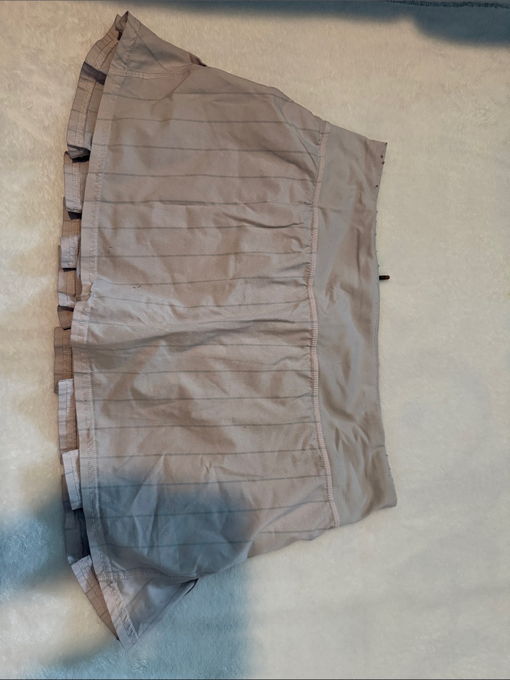 lululemon athletica pleated skort- fits like s8 but no tag